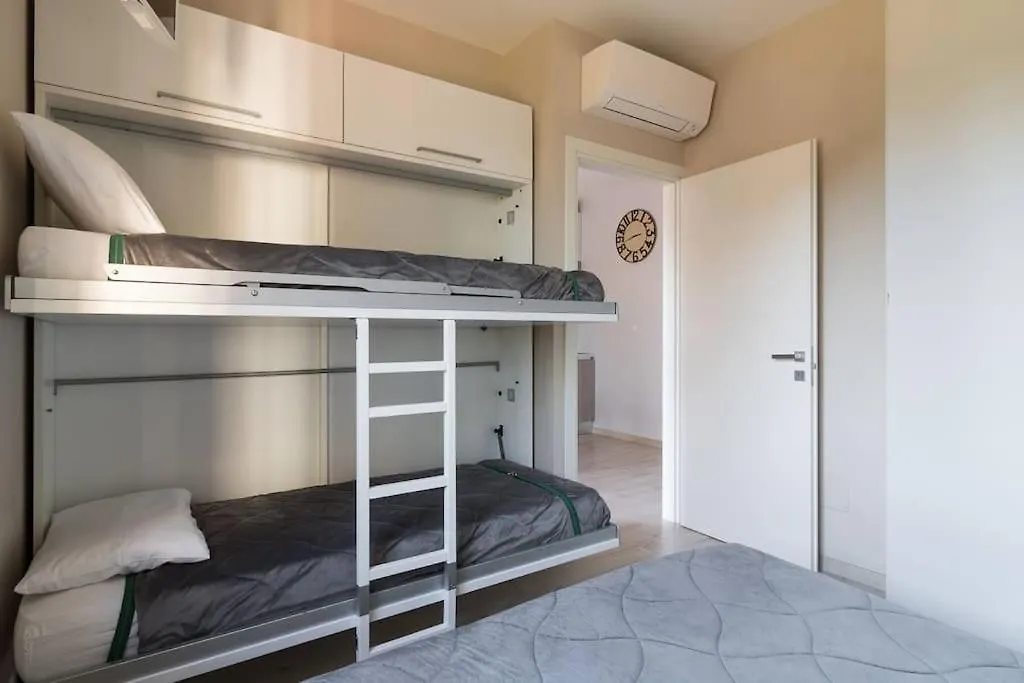 Casa Francesca Apartment Peschiera del Garda 0*,  Italy